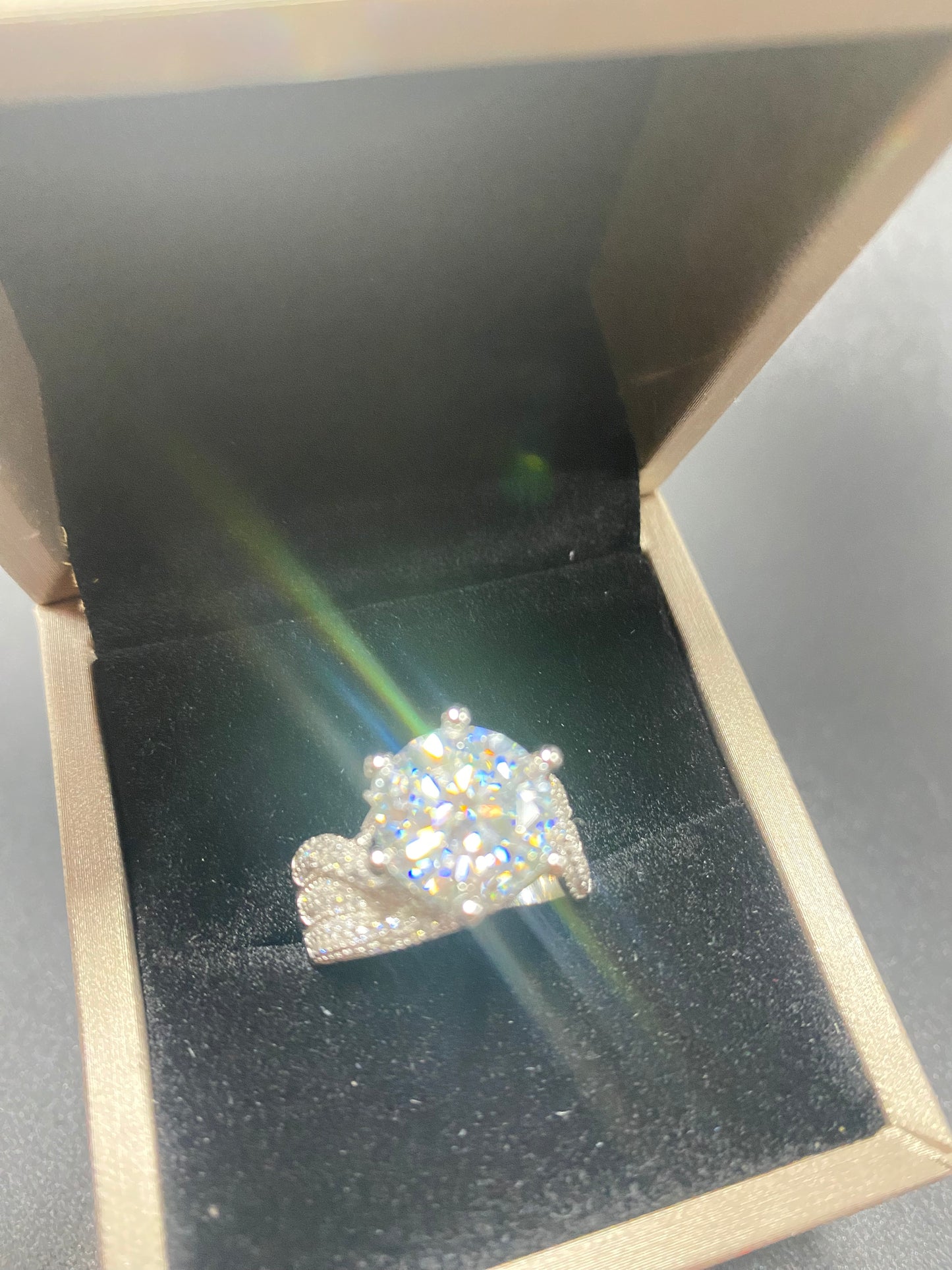 Queen Moissanite Diamond Ring